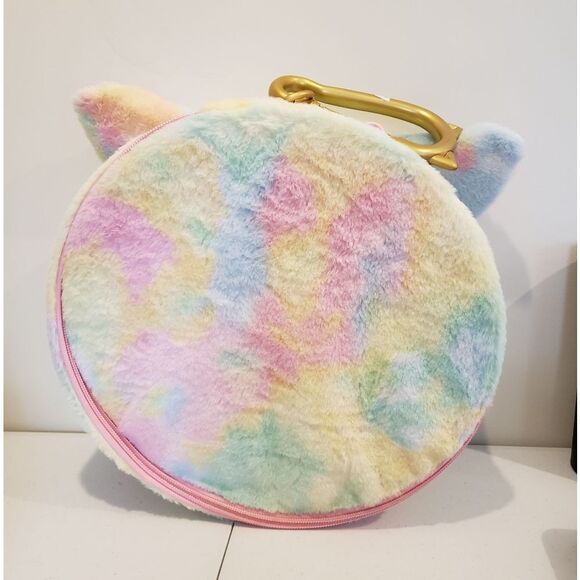 Nah Nah Nah Pastel Plush Case - Picture 2 of 4